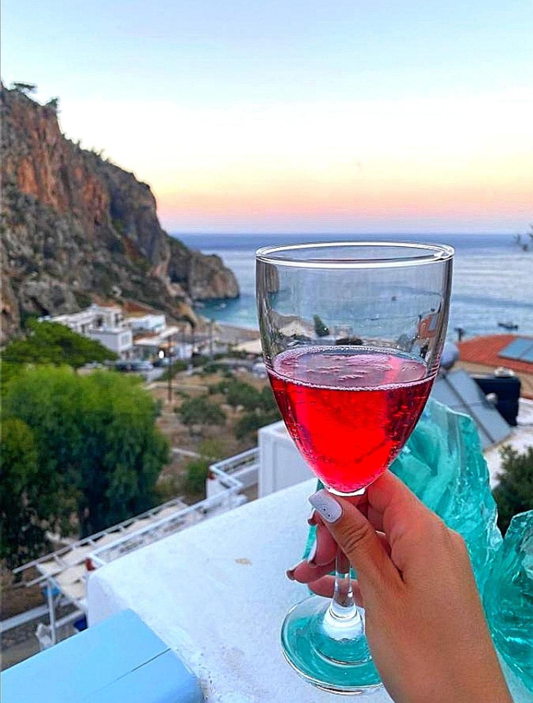 Enilion Luxury Suites Kyra Panagia Dış mekan fotoğraf