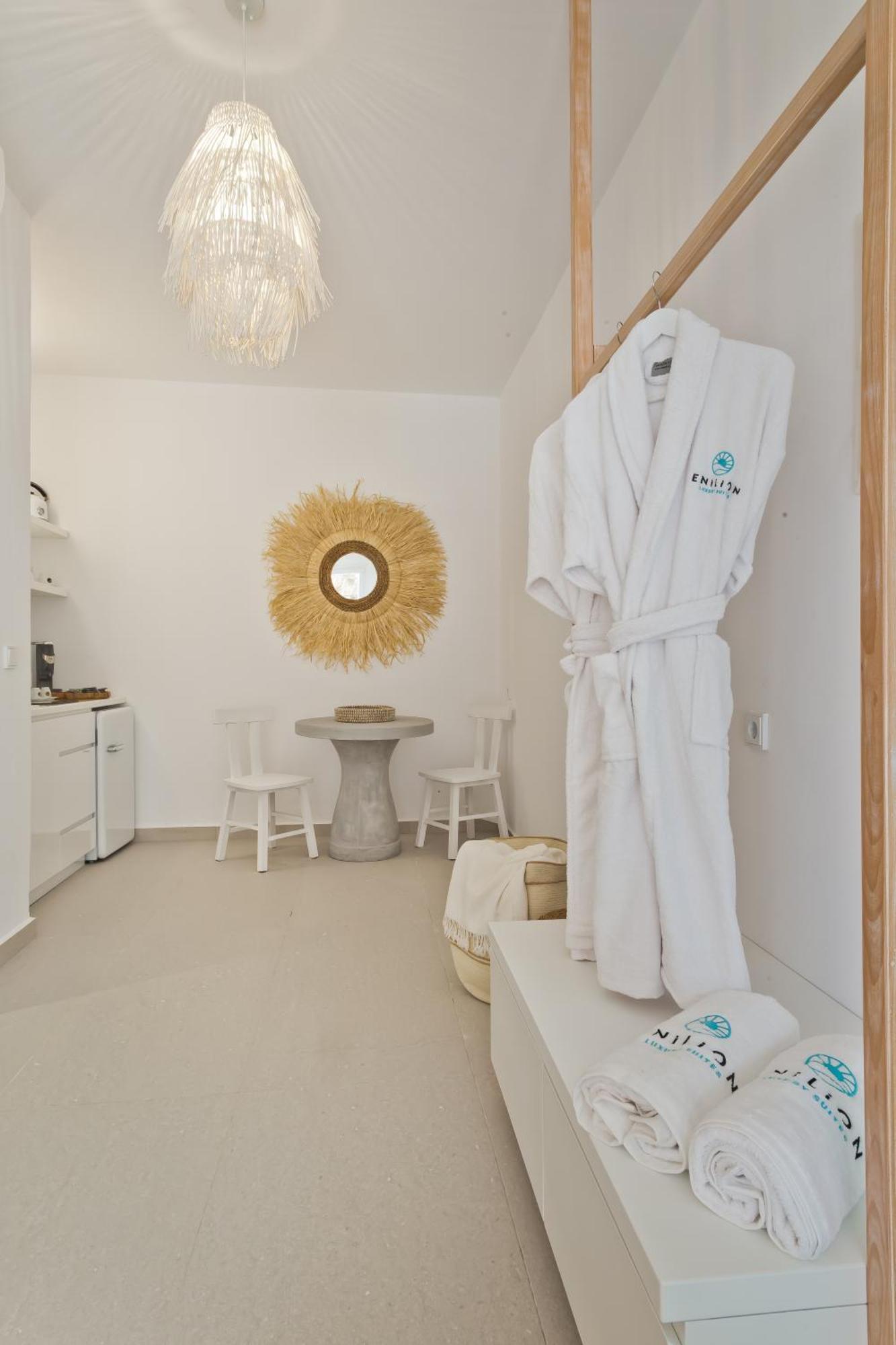 Enilion Luxury Suites Kyra Panagia Dış mekan fotoğraf